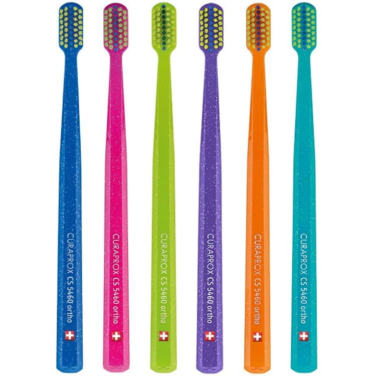 Curaprox CS 5460 orthodontic V-Trim toothbrush – oficiali Falcon Medical produkto nuotrauka