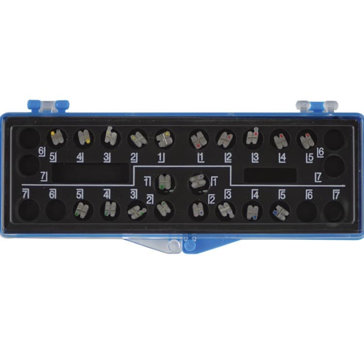 Ceramika-III brackets kit Roth .018″ slot, hook on 3 (20 pieces) – oficiali Falcon Medical produkto nuotrauka